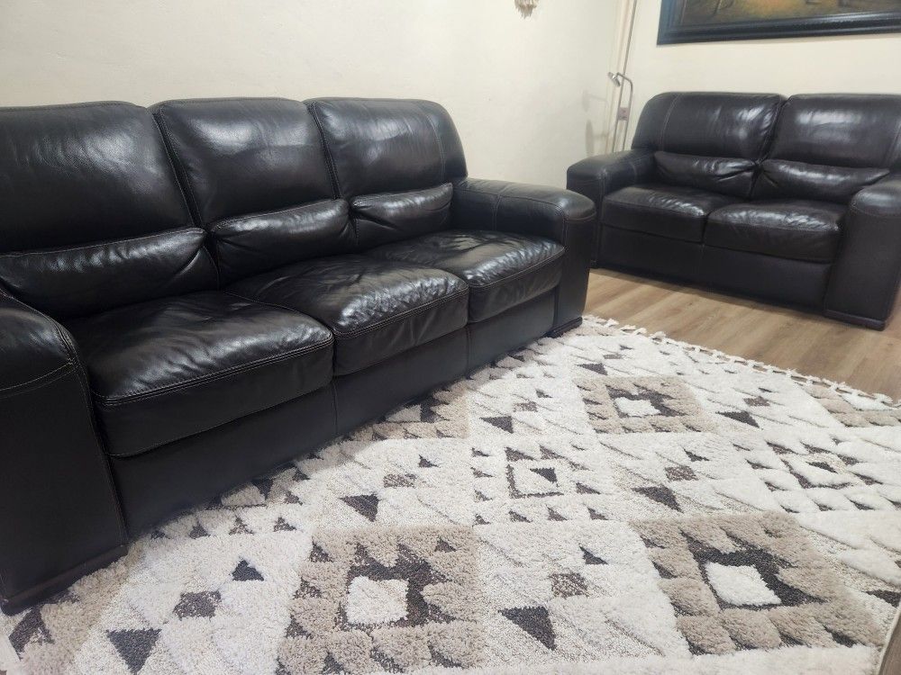 Couches (Must Pick Up)
