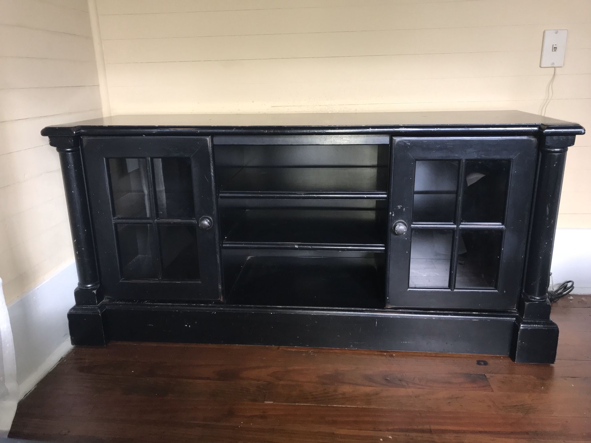 TV Console, Buffet, Dresser. Solid piece.