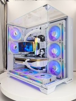 *NEW* NVIDIA RTX 5070 Ti, AMD Ryzen 9 9950X3D, 32GB RAM, 2TB SSD, RGB Gaming PC