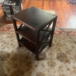 End tables 