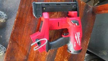 Milwaukee fuel 18GA Narrow crown stapler tool only
