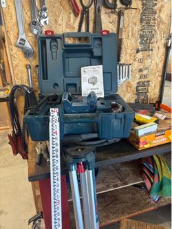 Bosch model GRL 240 HV laser transit