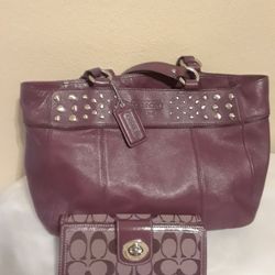 coach purple leather purse 