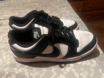 Nike pandas
