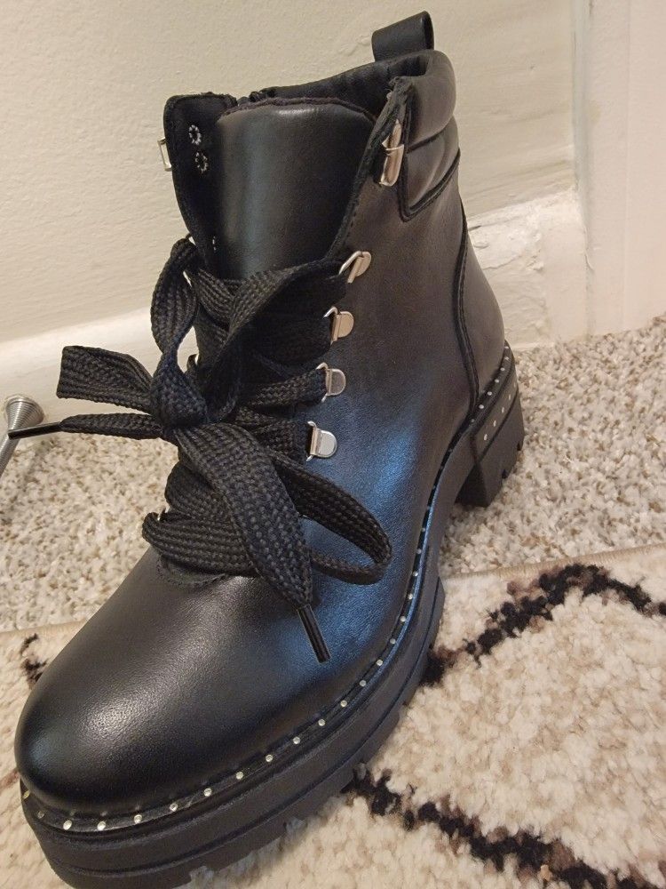 pre-owned AVELLINI - Genuine Leather Combat Boots -Size 7.5 (EU 38)