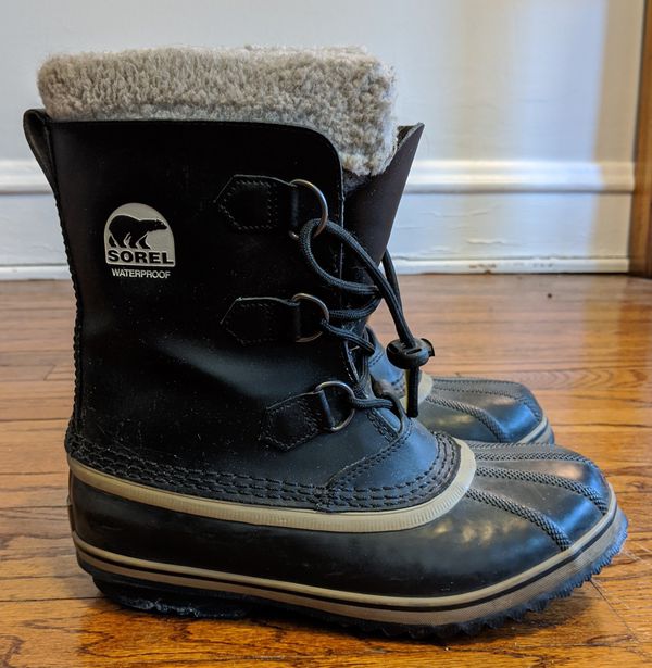 Sorel winter snow boots for Sale in Chicago, IL - OfferUp