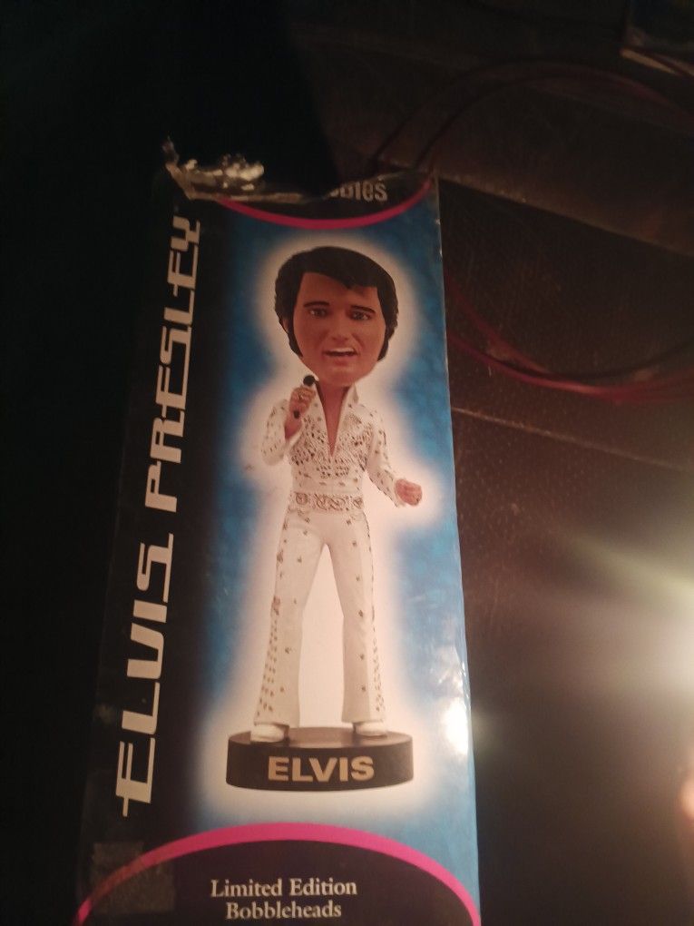 Limited Edition Elvis Presley Royal Bobblehead