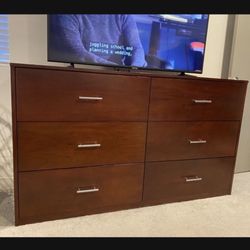 Solid Wood Dresser / Chest Of Drawers