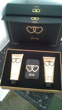 Women set perfume,shower gel,body lotion