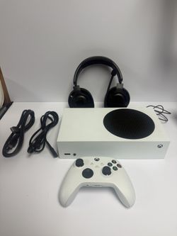 Xbox Series S With Headset
