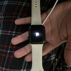 Apple Watch SE