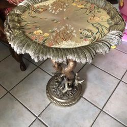 Beautiful and luxury end table