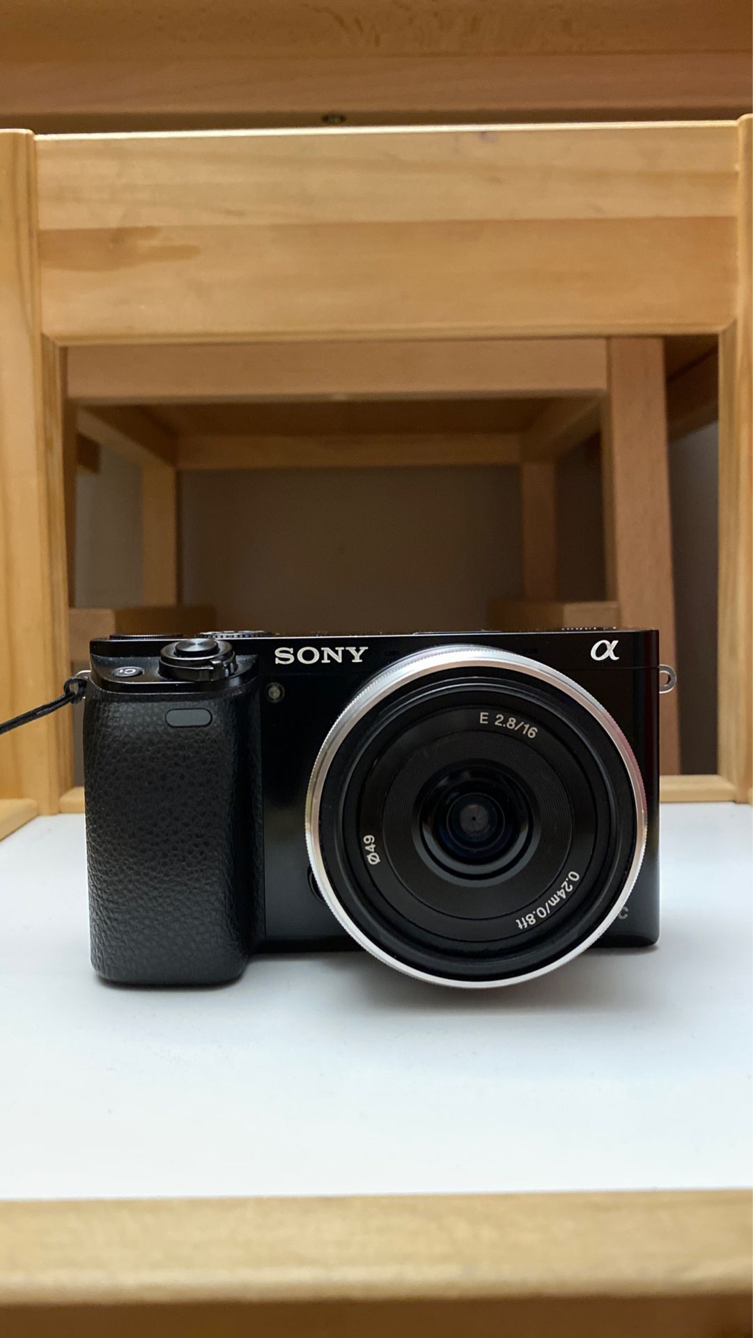 Sony a6000 + e-mount 16mm/2.8 lens