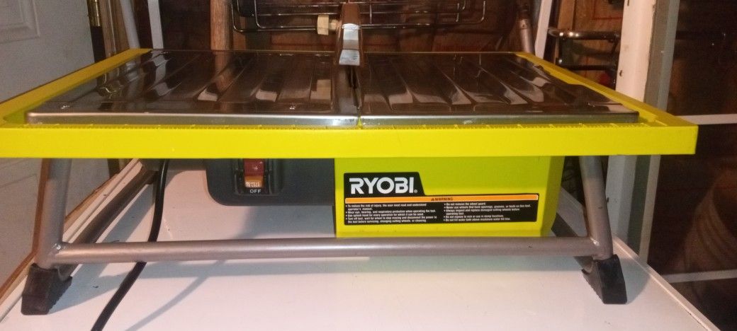 Ryobi 7in Corded Tile Wet Saw