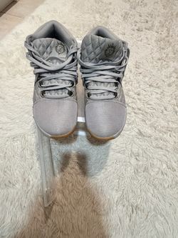 LeBron Witness 8