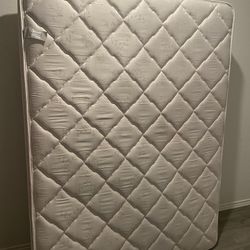 Queen Mattress 