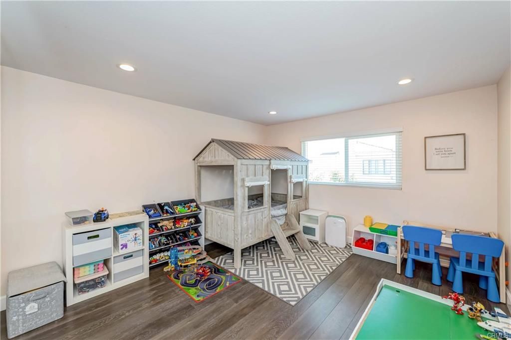 RH Cabin Bed