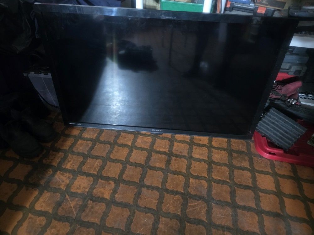 40" Samsung Smart TV & Emerson 50" TV