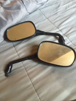 Stock mirrors