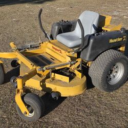 Hustler Super Z Zero Turn 60 Inch Commercial Lawn Mower