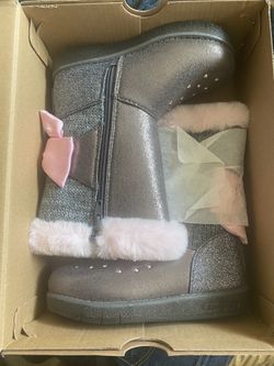 Sketchers Winter Boots