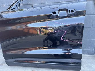 2025 Ford Explorer Door