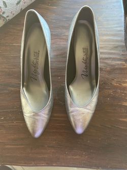 Attractive Dressy Women’s Shoes