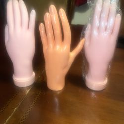Tengo Mannequins De Manos Para Hacer Uñas Para Práctica