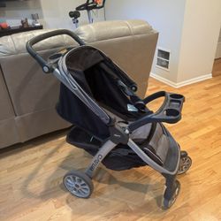 Chicco Bravo Quick-Fold Stroller.