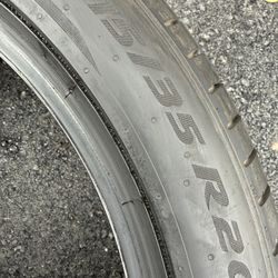 BMW X5  Rear Tires 315/35/30 Pirelli Pzero RunFlat (2 Tires) LIKE NEW $200.00Each 