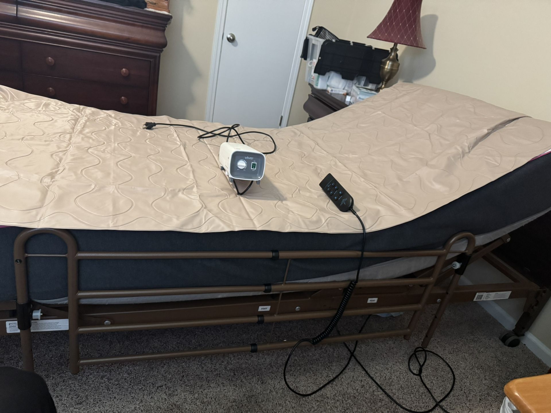 Medical Bed with Inflatable Pad