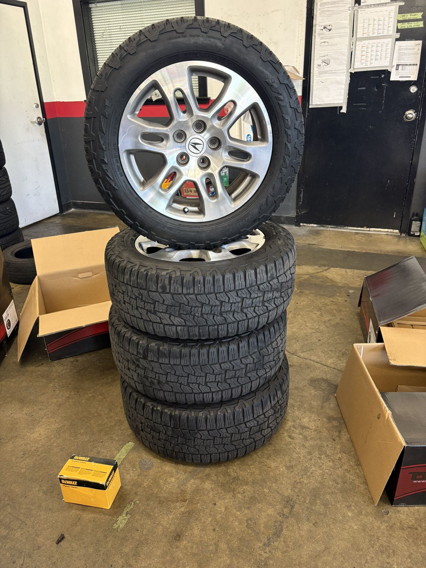 18 Inch Factory Acura MdX Wheels