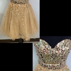 New With Tags Size Large Short Formal Dress $55