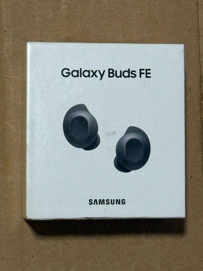 Samsung Galaxy Buds FE Graphite bluetooth headphones Bluetooth v5.2
SEALED
