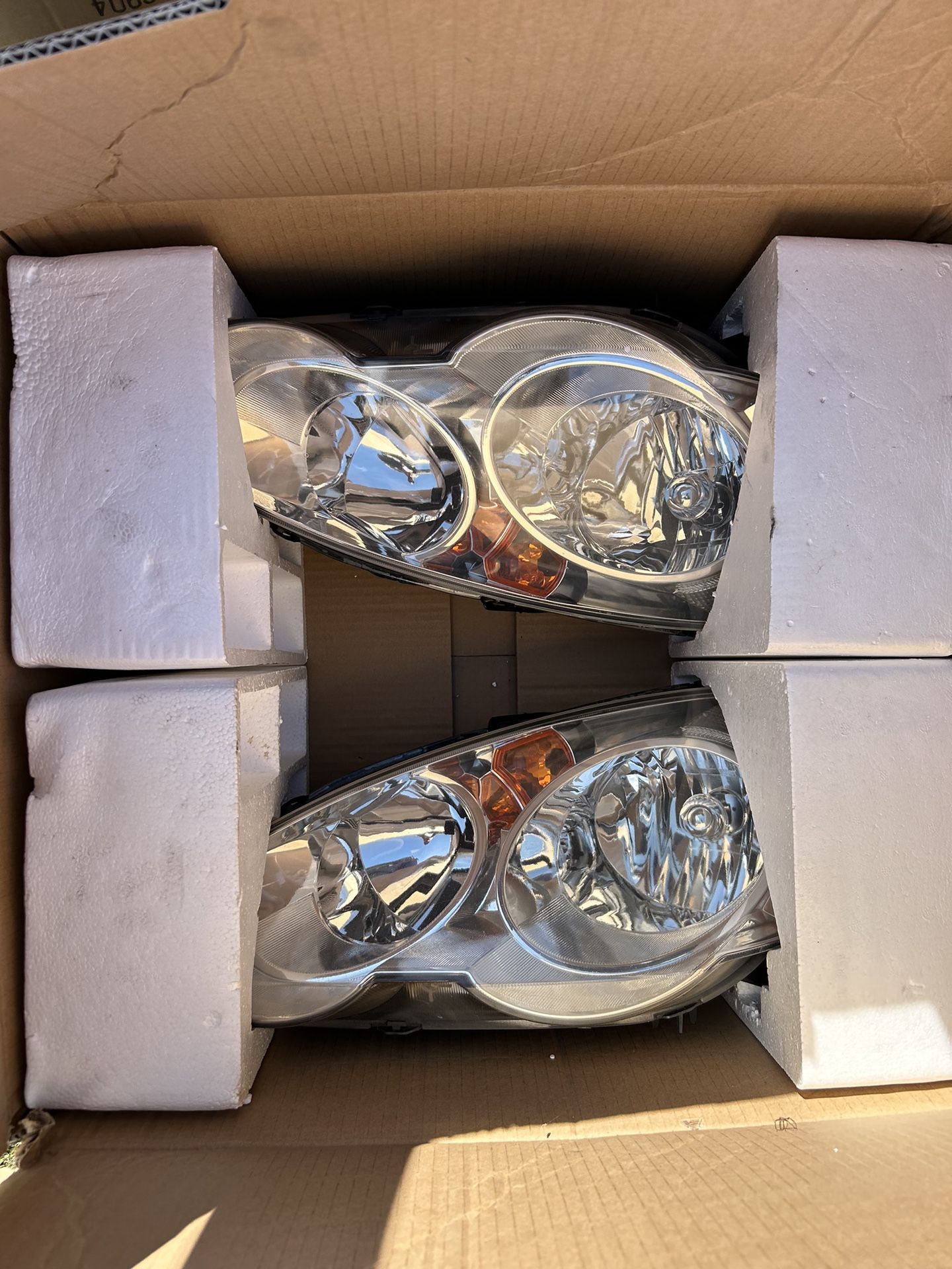 2 Acura RSX Front Headlights 