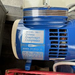 Air Brush Set With Compressor 