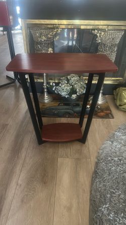 Beutiful End Table