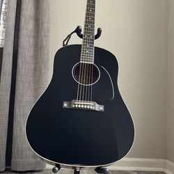 Acoustic Guitar Dreadnaught Slope Shoulder