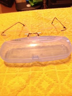Rimless prescription eye glasses frame.