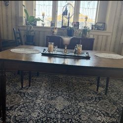 Dining room table