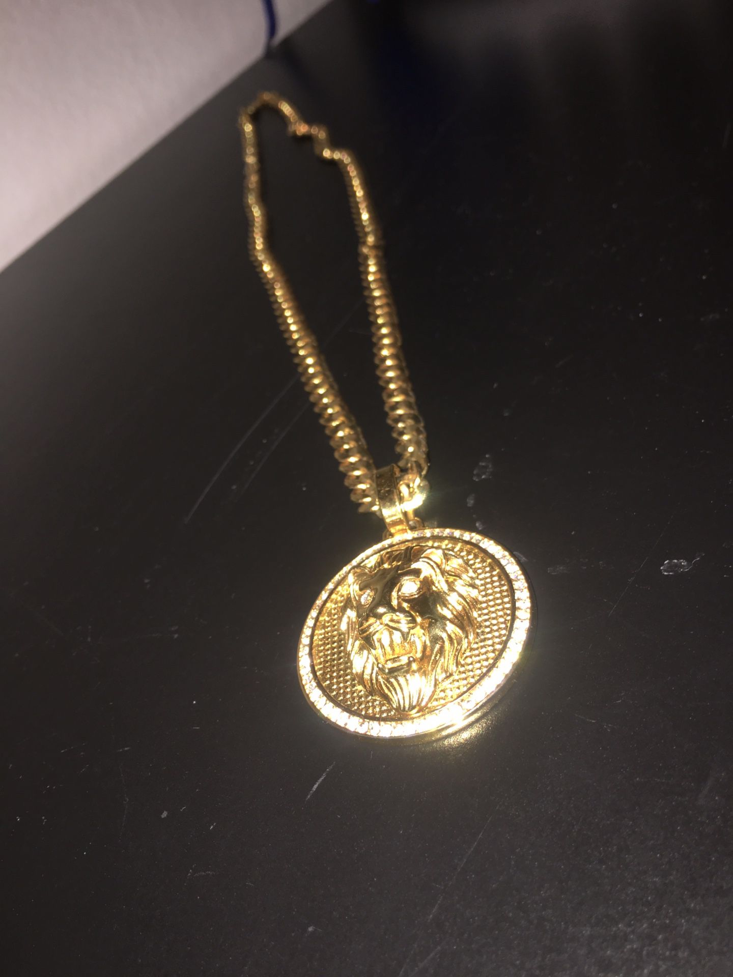 Gold chain (stainless steel) Lion Pendant