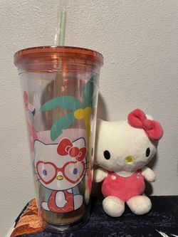 Hello Kitty Cups