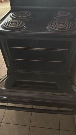 Used GE Electric Stove/Oven – Black – Good Condition