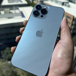 Apple iPhone 13 Pro Max 128GB Unlocked - Sierra Blue
