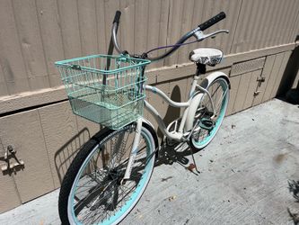 good bike everything work good tires size 26