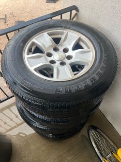 17” 6 lug Chevy rims 2017