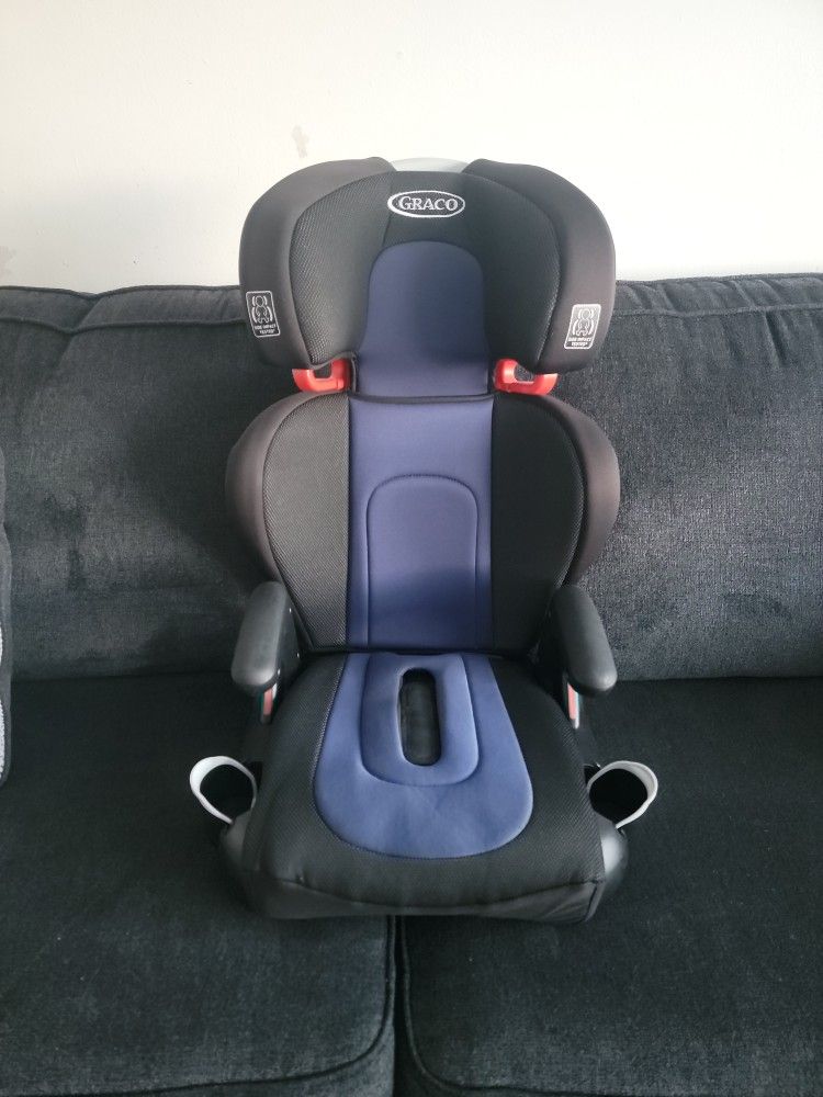 Graco TurboBooster Car Seat** In Cicero