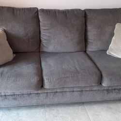 3-seater sofa, and 2 cushions