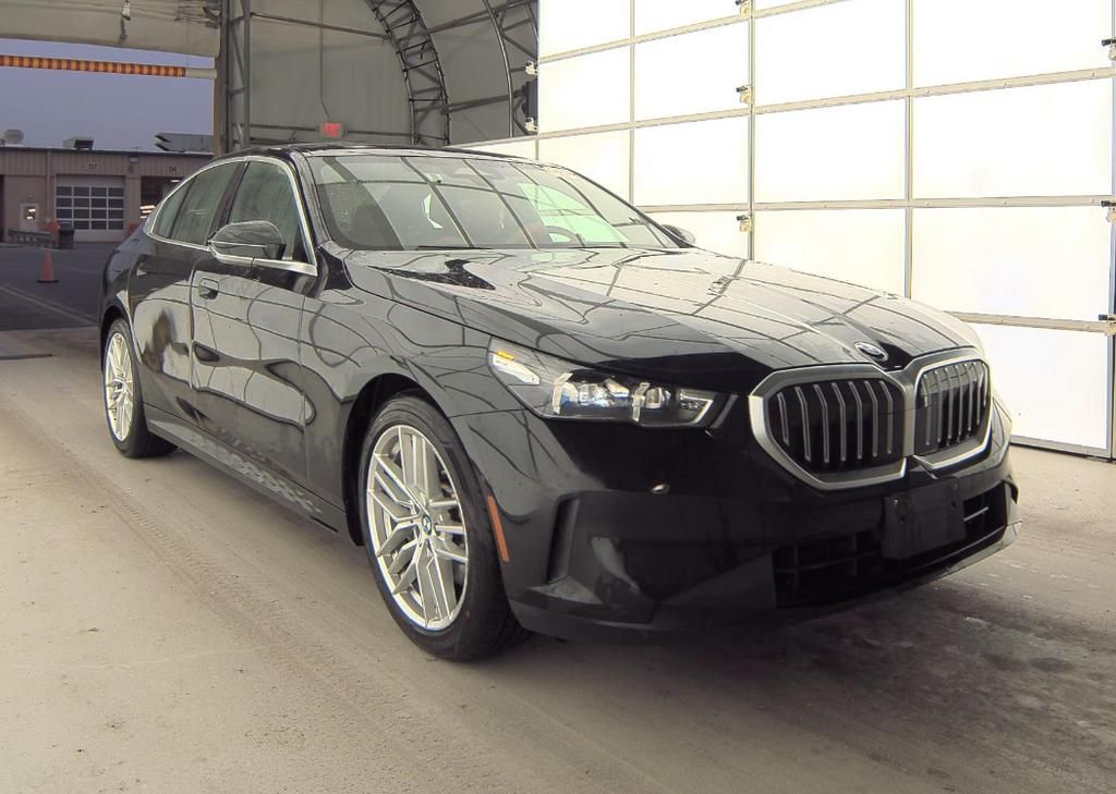 2024 BMW 530