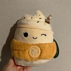 Squishmallow Joyce the Eggnog